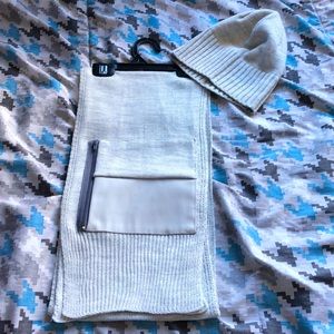 Scarf (with a pocket) and matching touque